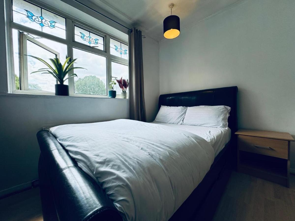 فندق Whitechapel Lindley House R2 لندن المظهر الخارجي الصورة