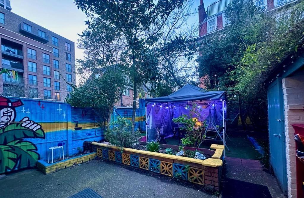 فندق Whitechapel Lindley House R2 لندن المظهر الخارجي الصورة