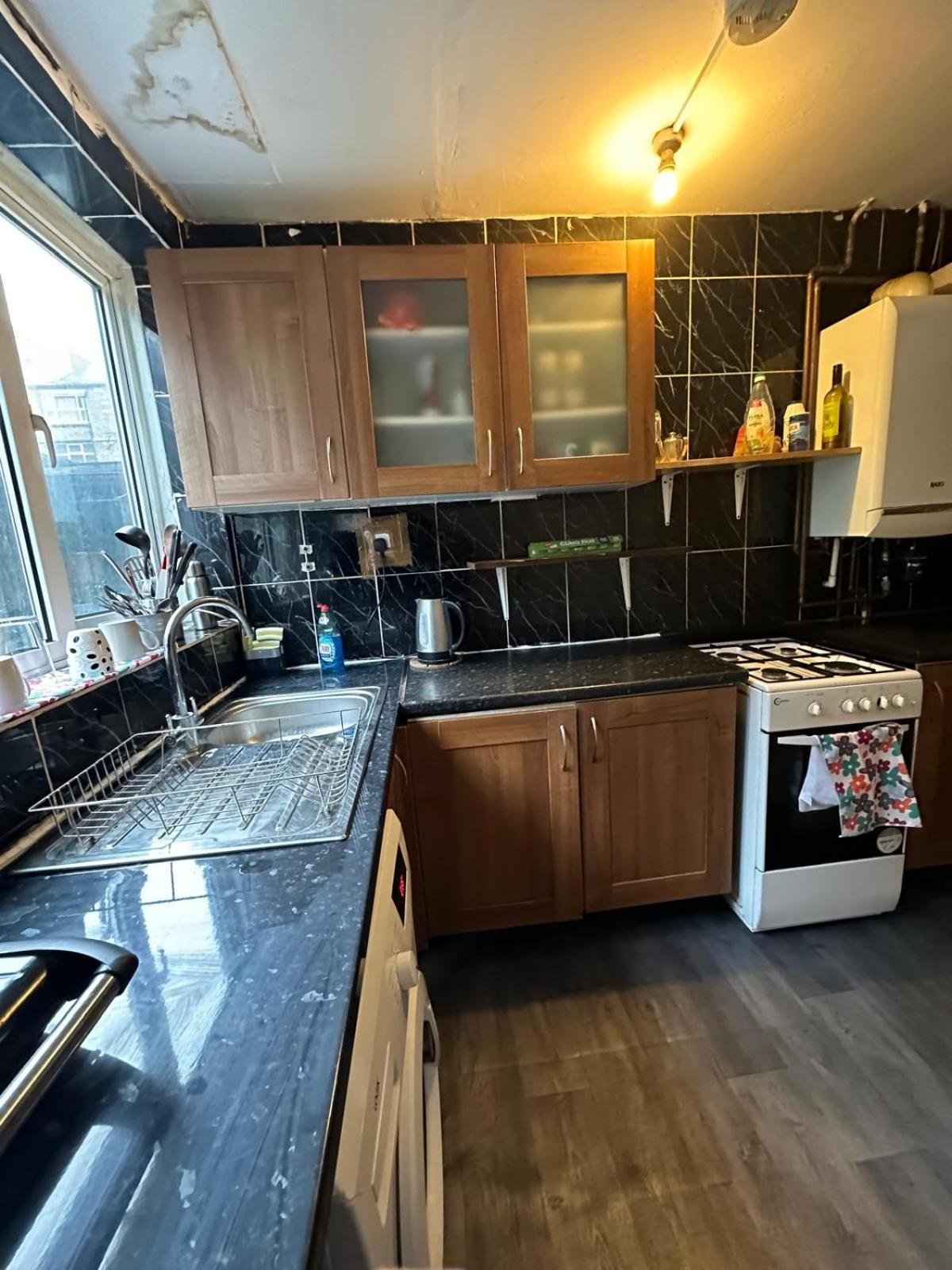 فندق Whitechapel Lindley House R2 لندن المظهر الخارجي الصورة