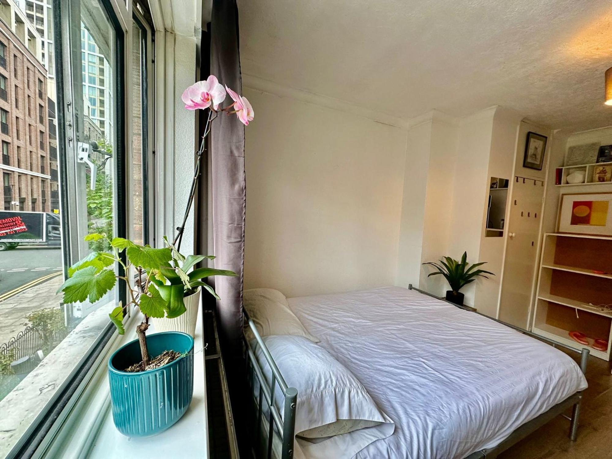 فندق Whitechapel Lindley House R2 لندن المظهر الخارجي الصورة